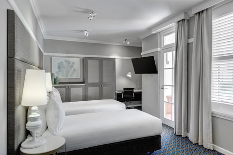 Hotel Kurrajong Canberra - Darwin Tourism 4