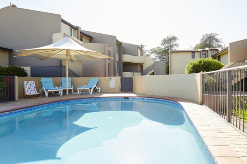 Manuka Park Serviced Apartments - Darwin Tourism 34