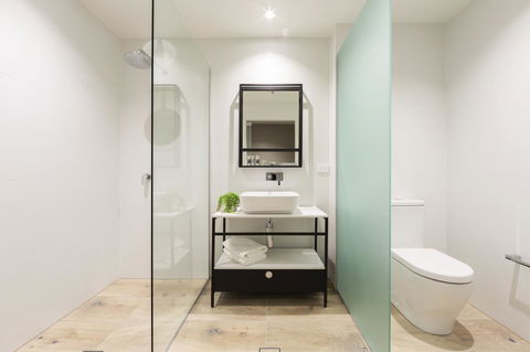 Mercure Canberra Belconnen - Darwin Tourism 7