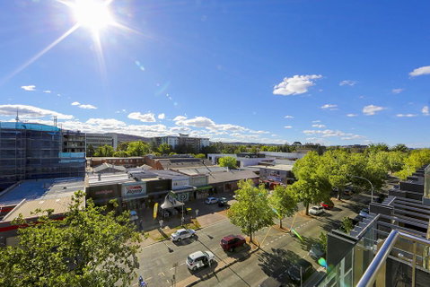 Mode 220 Braddon ACT - Darwin Tourism 11
