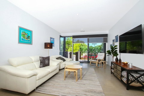 Accommodate Canberra - Parbery - Darwin Tourism 21