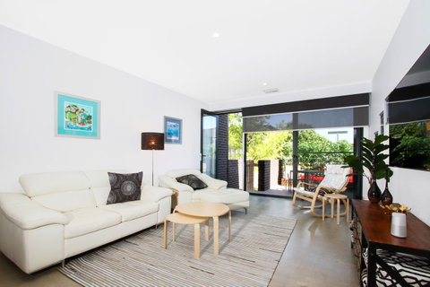 Accommodate Canberra - Parbery - Darwin Tourism 1