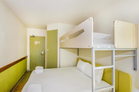 Ibis Budget Canberra - Darwin Tourism 13