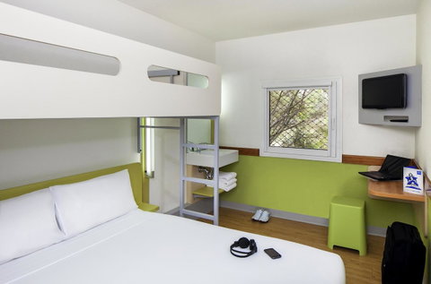 Ibis Budget Canberra - Darwin Tourism 6