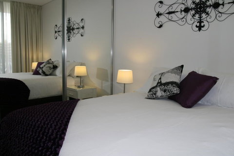 Apartments In Canberra - Darwin Tourism 0