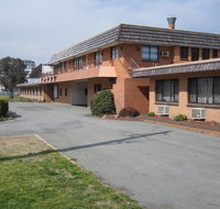 Canberra Lyneham Motor Inn - Darwin Tourism
