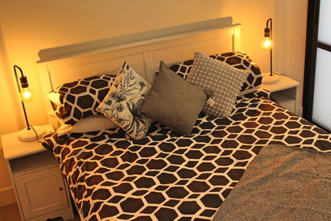 Stylish, Modern, Cute As A Button - Braddon CBD - Darwin Tourism 12