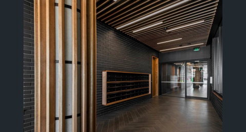 Stylish, Modern, Cute As A Button - Braddon CBD - Darwin Tourism 1