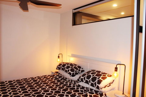 Stylish, Modern, Cute As A Button - Braddon CBD - Darwin Tourism 11