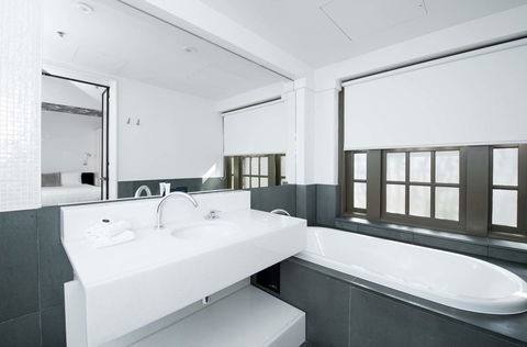 Peppers Gallery Hotel - Darwin Tourism 3