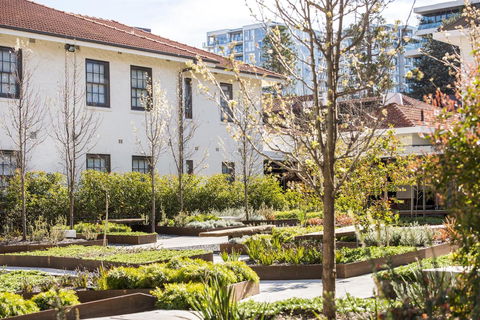 Peppers Gallery Hotel - Darwin Tourism 31