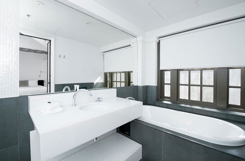 Peppers Gallery Hotel - Darwin Tourism 38