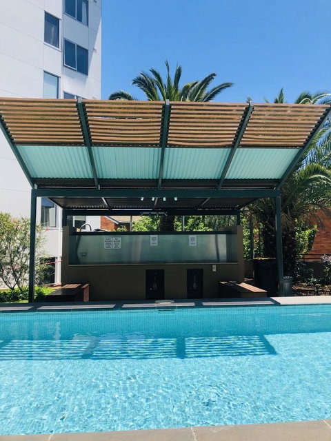 Staying Places - The Avenue - Darwin Tourism 4