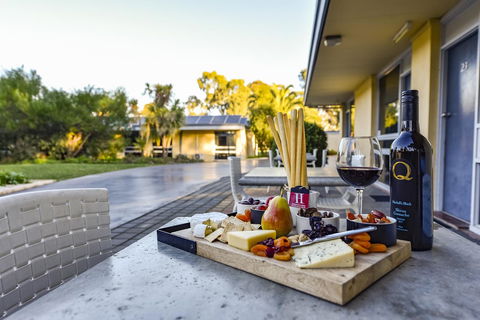 William Macintosh Motor Lodge - Darwin Tourism 1