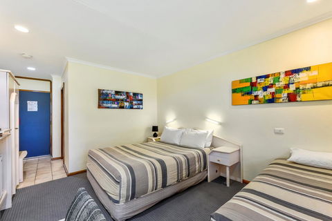 William Macintosh Motor Lodge - Darwin Tourism 13