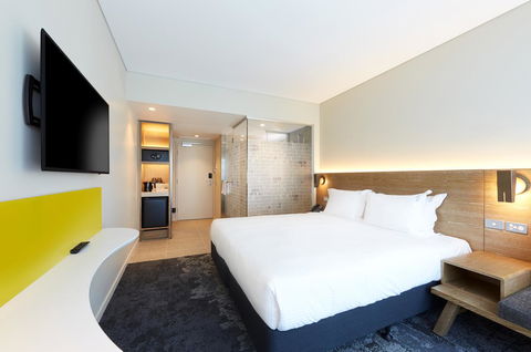 Holiday Inn Express Adelaide City Centre, An IHG Hotel - Darwin Tourism 7