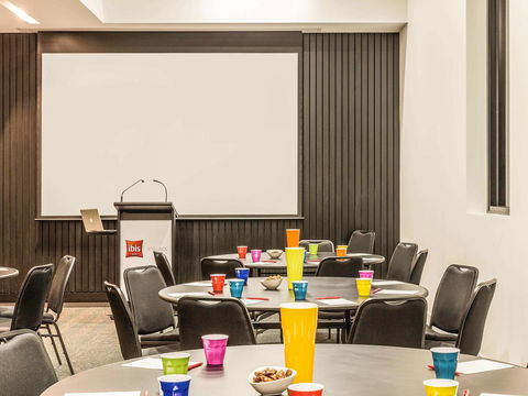Ibis Adelaide - Darwin Tourism 34