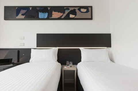 Ibis Adelaide - Darwin Tourism 5