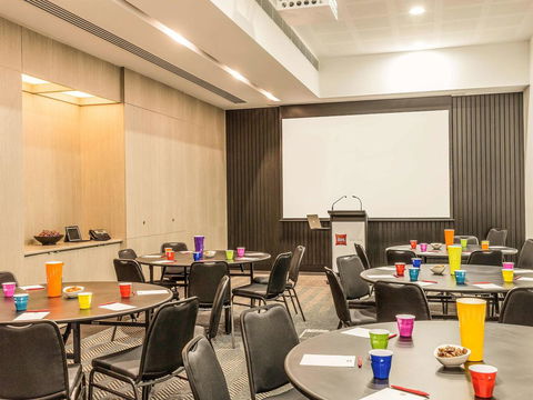 Ibis Adelaide - Darwin Tourism 35