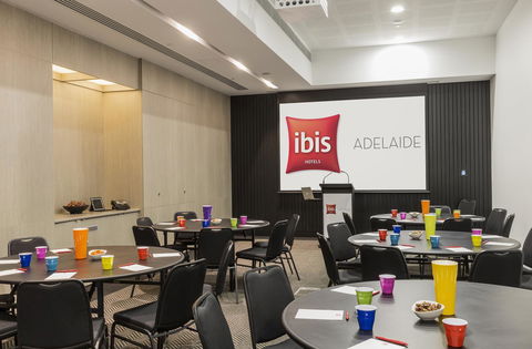 Ibis Adelaide - Darwin Tourism 25