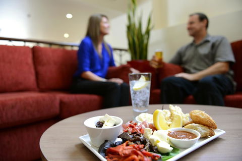 Grosvenor Hotel Adelaide - Darwin Tourism 11