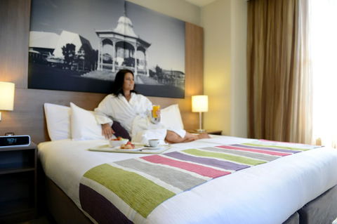 Grosvenor Hotel Adelaide - Darwin Tourism 7