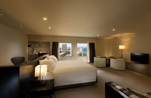 Hilton Adelaide - Darwin Tourism 5