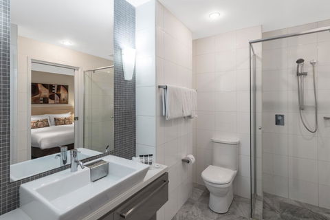 Oaks Adelaide Horizons Suites - Darwin Tourism 6