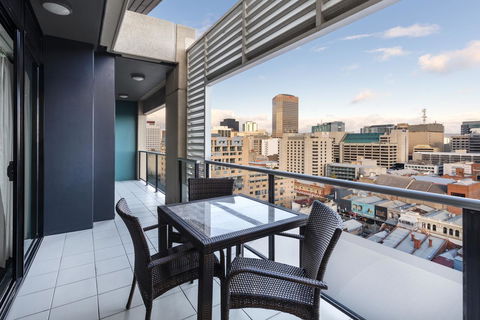 Oaks Adelaide Horizons Suites - Darwin Tourism 2