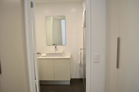 Whitmore SQ - Darwin Tourism 13
