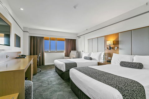 Stamford Plaza Adelaide - Darwin Tourism 15