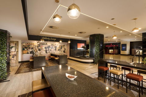 Stamford Plaza Adelaide - Darwin Tourism 25