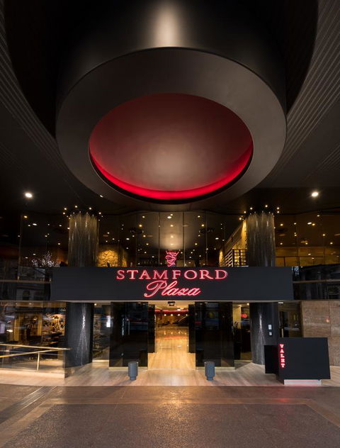Stamford Plaza Adelaide - Darwin Tourism 1
