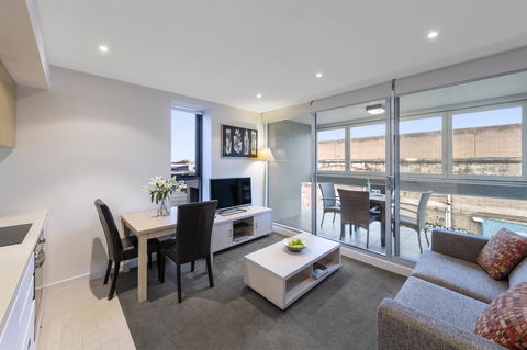 IStay Precinct Adelaide - Darwin Tourism 28