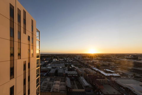 IStay Precinct Adelaide - Darwin Tourism 6