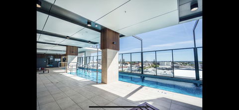Resort Style Luxury City Apartment + Free Car Parking - Darwin Tourism 16