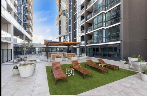 Resort Style Luxury City Apartment + Free Car Parking - Darwin Tourism 23