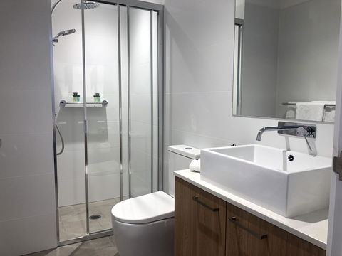 Resort Style Luxury City Apartment + Free Car Parking - Darwin Tourism 7