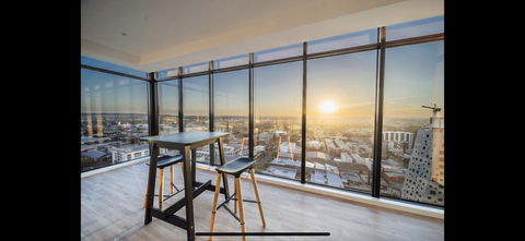 Resort Style Luxury City Apartment + Free Car Parking - Darwin Tourism 25