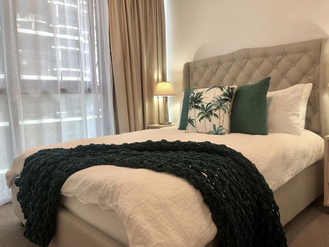 Resort Style Luxury City Apartment + Free Car Parking - Darwin Tourism 8