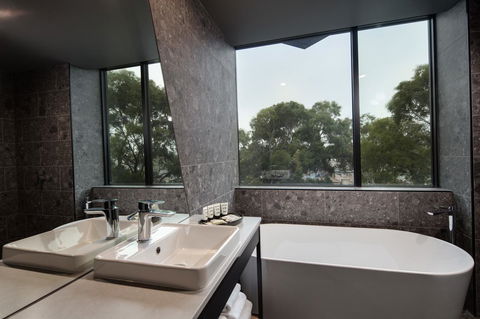 Marion Hotel - Darwin Tourism 44