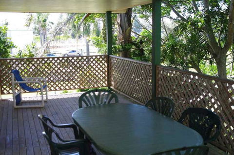 Bellhaven 1, 17 Willow Street - Darwin Tourism 2