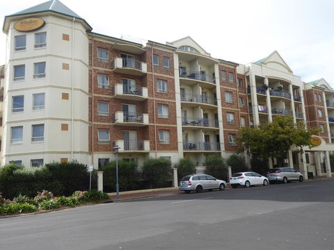 Adelaide City Apartment - 3br, 2bath & Carpark - Darwin Tourism 0