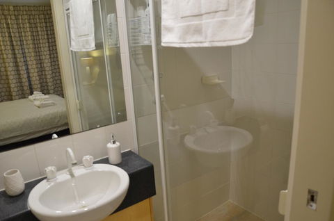 Adelaide City Apartment - 3br, 2bath & Carpark - Darwin Tourism 13