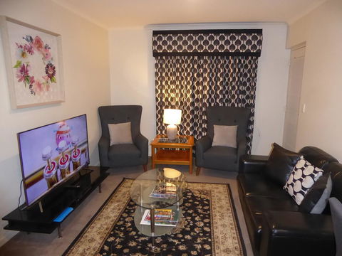 Adelaide City Apartment - 3br, 2bath & Carpark - Darwin Tourism 1