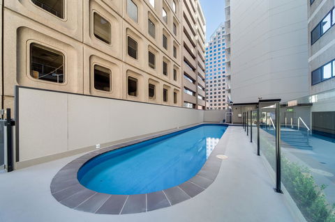 York Apartments On Grenfell - Darwin Tourism 17