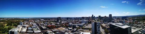 Modern CBD Apartment With Panoramic View - Darwin Tourism 3