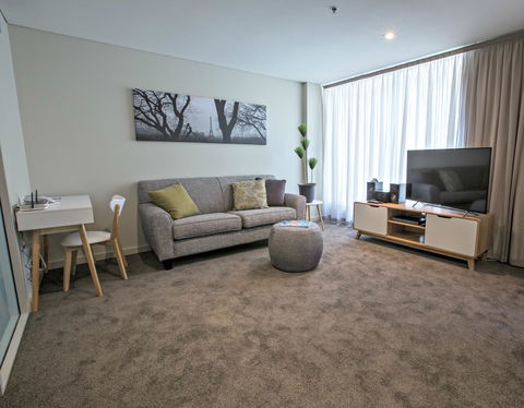 Adelaide DressCircle Apartments - North Terrace - Darwin Tourism 23