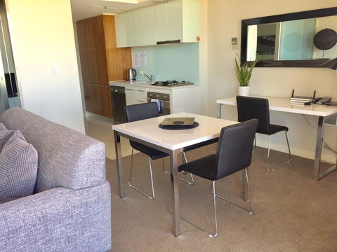 Adelaide DressCircle Apartments - North Terrace - Darwin Tourism 15