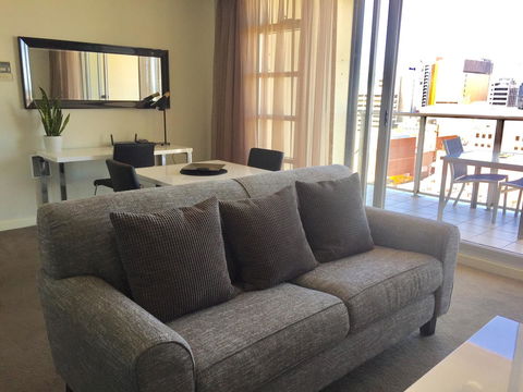 Adelaide DressCircle Apartments - North Terrace - Darwin Tourism 16